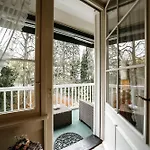 Hedwig - Schwarzwald Mit Thermalbad-naehe & Balkon Mit Bergblick 公寓式酒店