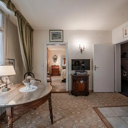 Hedwig - Schwarzwald Mit Thermalbad-naehe & Balkon Mit Bergblick Aparthotel 4*