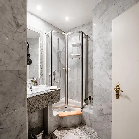 Hedwig - Schwarzwald Mit Thermalbad-naehe & Balkon Mit Bergblick Aparthotel Badenweiler