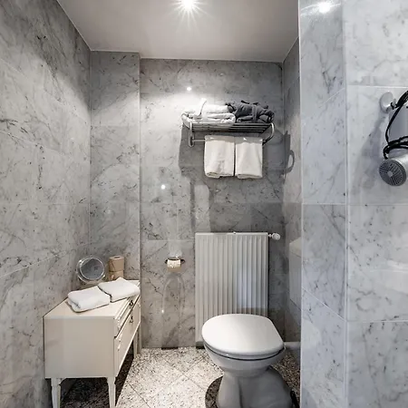 Aparthotel Hedwig - Schwarzwald Mit Thermalbad-naehe & Balkon Mit Bergblick Badenweiler