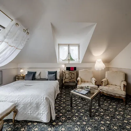 Aparthotel Hedwig - Schwarzwald Mit Thermalbad-naehe & Balkon Mit Bergblick