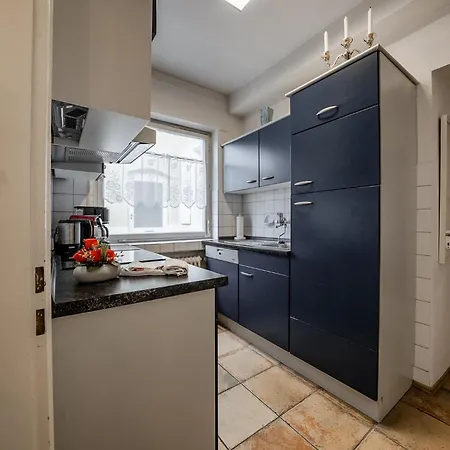 Hedwig - Schwarzwald Mit Thermalbad-naehe & Balkon Mit Bergblick Badenweiler