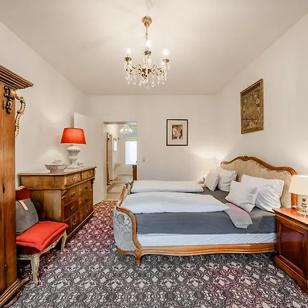 Hedwig - Schwarzwald Mit Thermalbad-naehe & Balkon Mit Bergblick 4*