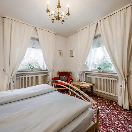 Hedwig - Schwarzwald Mit Thermalbad-naehe & Balkon Mit Bergblick Aparthotel 4*